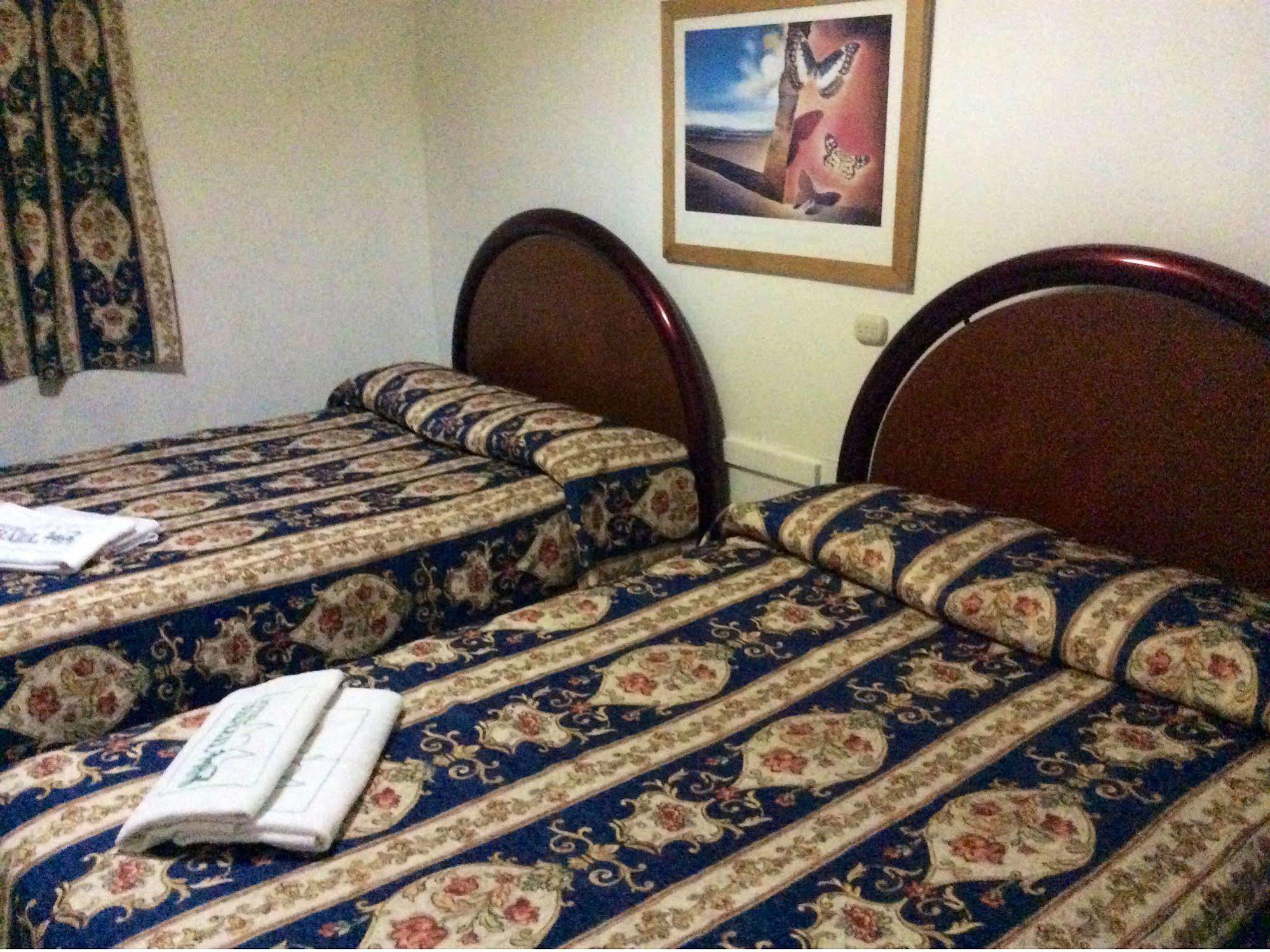 Oyo Hotel Brazil,Guadalajara,Estadio Jalisco Luaran gambar